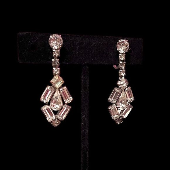 Vintage Astra Joseph Wiesner Rhinestone Dangle Screw Back Earrings EUC - Picture 4 of 7